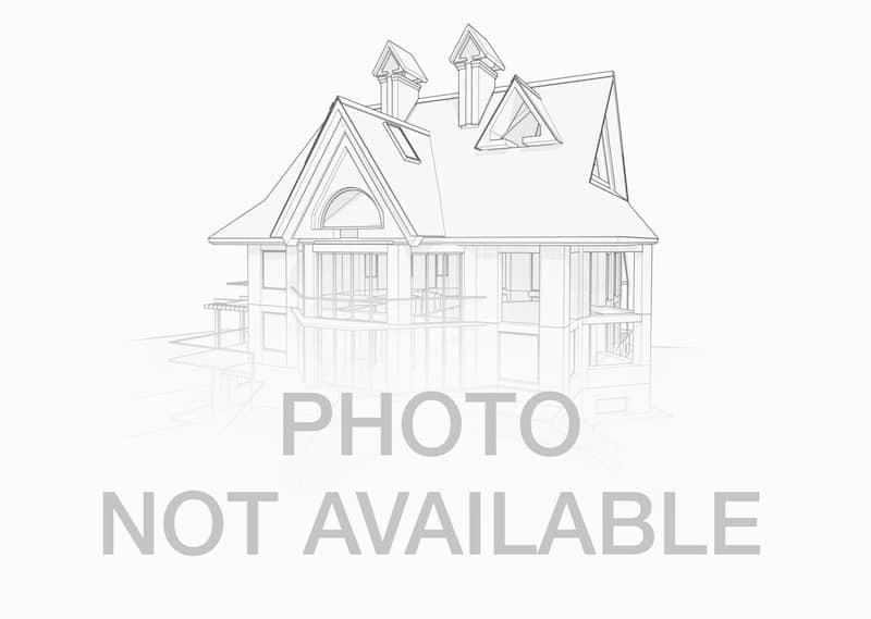 910 S Robert Drive , Mount Prospect, IL 60056